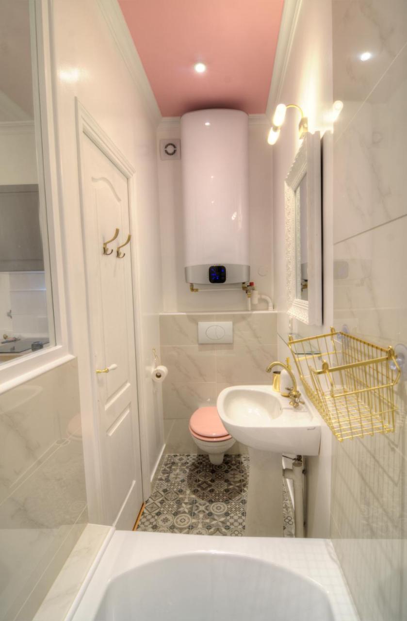 Les Petits Boudoirs De Savoie Apartamento Chambéry Exterior foto