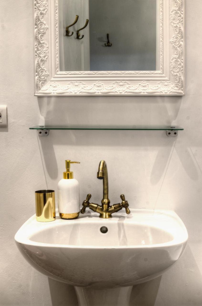 Les Petits Boudoirs De Savoie Apartamento Chambéry Exterior foto